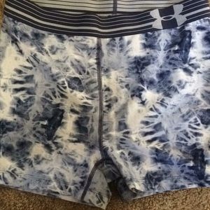 Under Armour Compression Shorts/ Spandex